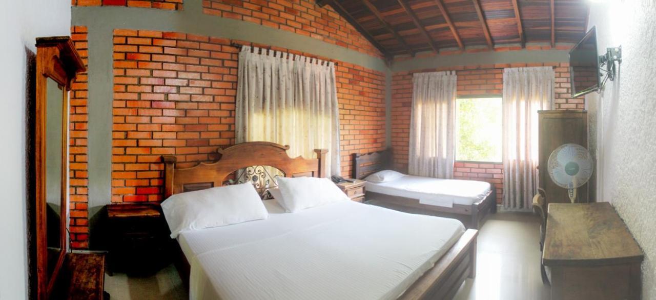 Hotel Campestre Umpala San Gil Exteriör bild